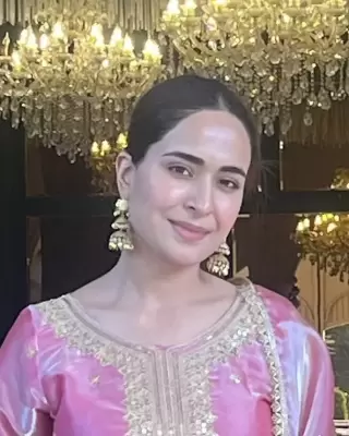 Irwin Meet Kaur