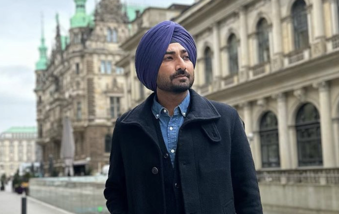 Ace Punjabi Singer And Actor Ranjit Bawa Completes 10 Glorious Years in Punjabi Music Industry 